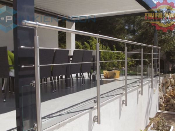 Các loại lan can inox thường dùng